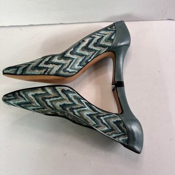 J. Renee Shoe Womens 9 M Heel Pump Blue Chevron Pattern Pointed Toe Leather Upp - Picture 8 of 12